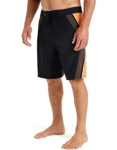 Mercury Panel Boardshorts 20 Inch in Black