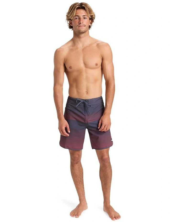 Surfsilk Boardshorts 18 Inch in Black image 5