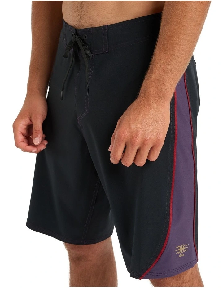Mercury 99 Boardshorts 19 Inch in Black image 4