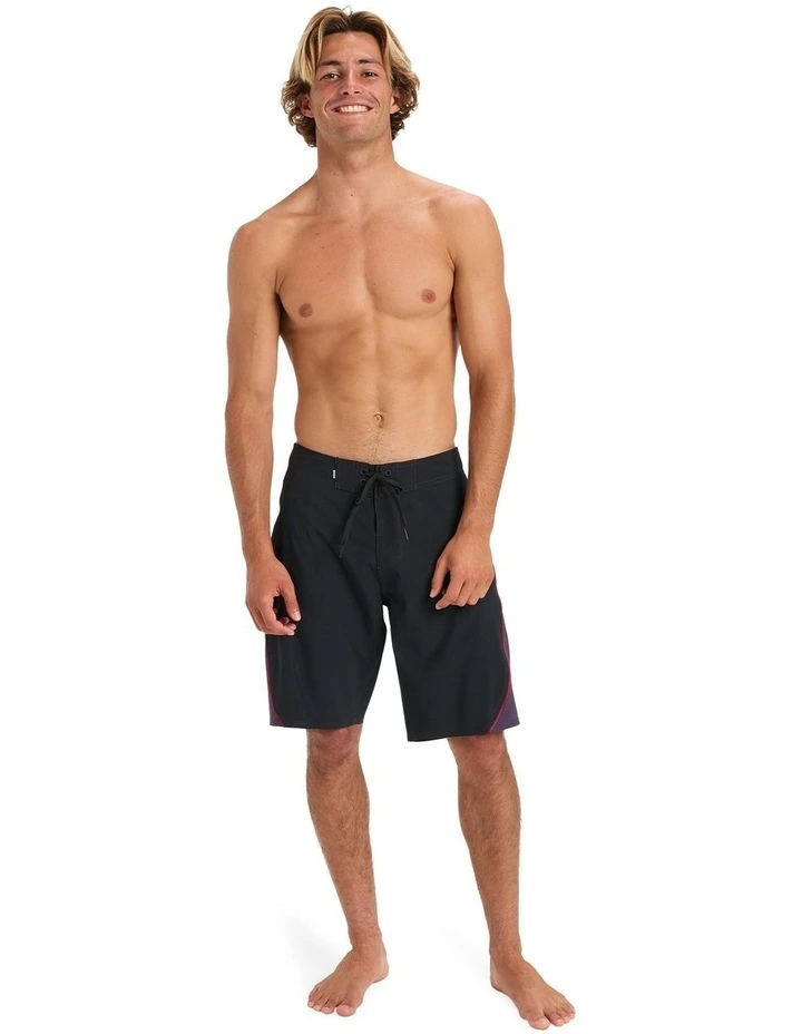 Mercury 99 Boardshorts 19 Inch in Black image 5