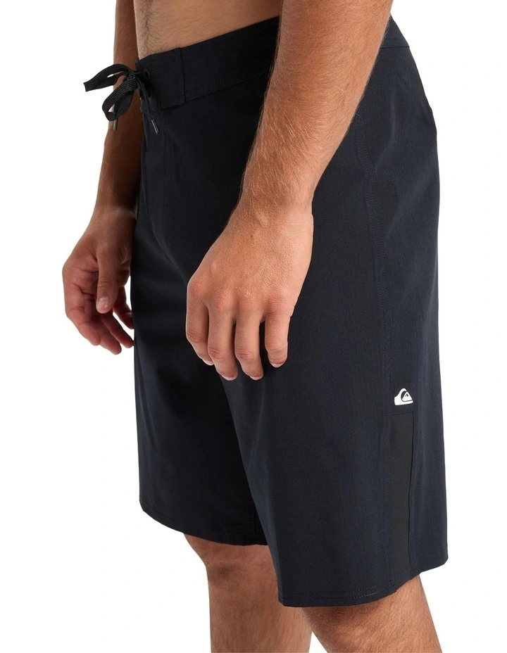 Highline Omni Boardshorts 19 Inch in Black image 4
