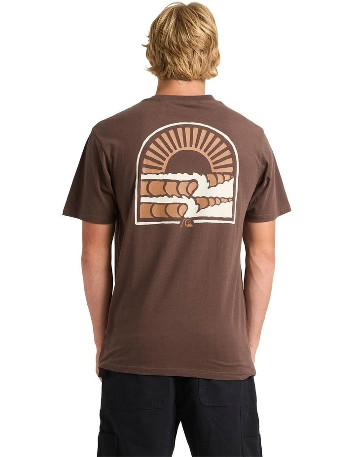 Sunset Arc Wave T-shirt in Brown image 2