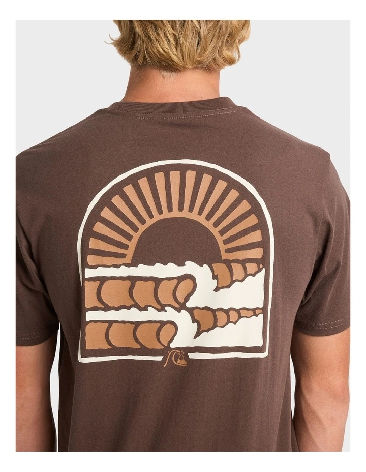 Sunset Arc Wave T-Shirt in Brown image 4
