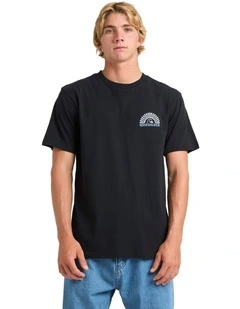 Sunset Arc Wave T-shirt in Black