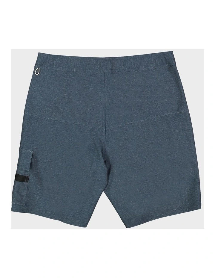 Azimuth 2 Hybrid Shorts in Assorted image 2