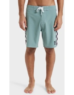 Original Arch 18 Boardshorts in Green