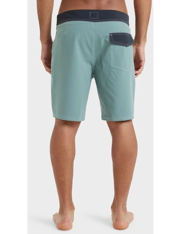 Original 18 Boardshorts in Green image 2