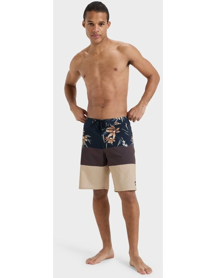 Surfsilk Straight 18 Boardshorts in Black image 4