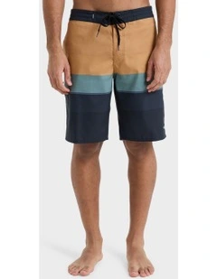 Everyday 20 Boardshorts in Multi