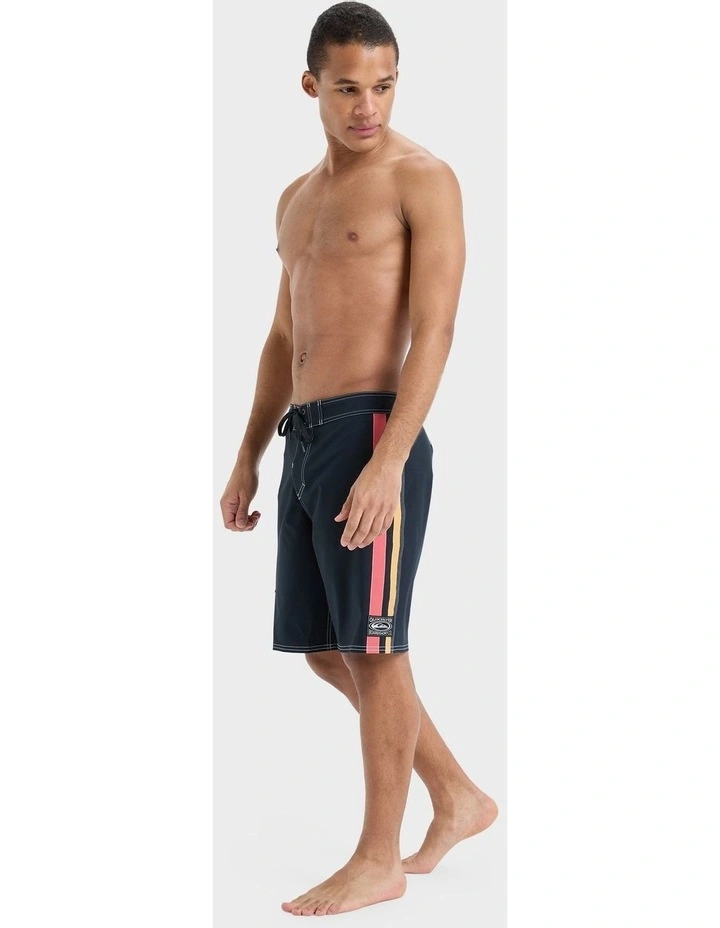 Interconnect 18 Boardshorts in Black image 5