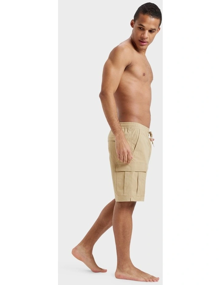 Taxer Cargo 19" Hybrid Shorts in Khaki image 5