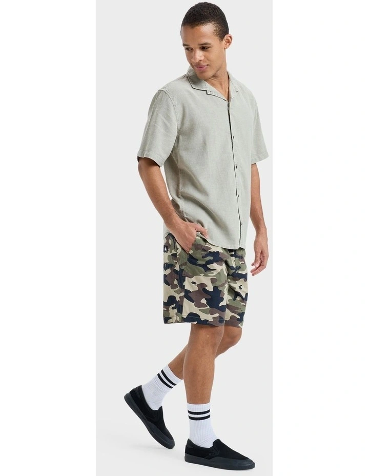 Taxer 18 Walkshorts in Green image 5