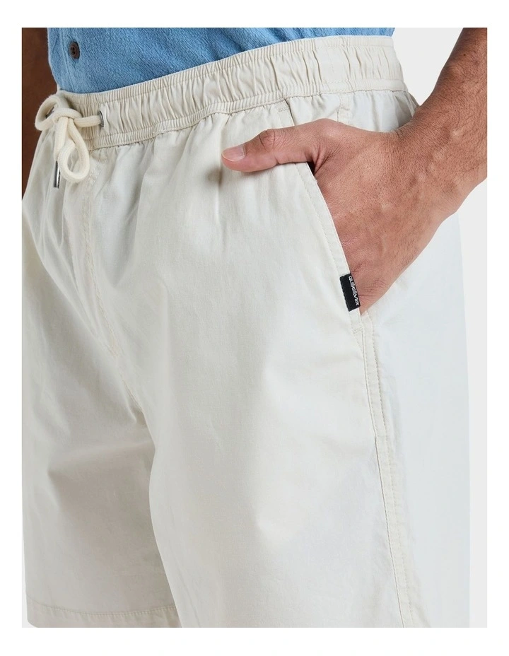 Taxer 18" Walkshorts in White image 4