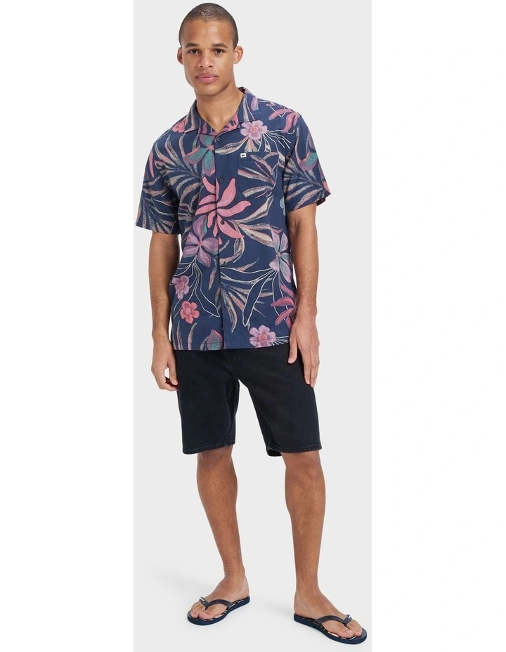 Beach Club Short Sleeve Shirt in Navy image 5