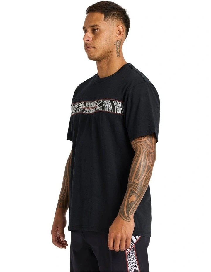 Takarangi Panel T-shirt in Black image 3