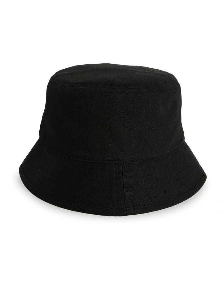 Tuna-Heke Bucket Hat in Black image 3