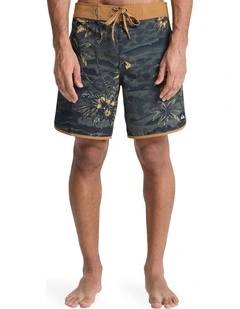 Surfsilk Scallop 18 Boardshorts Black Sundown