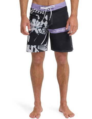 Black Block Momentum colour