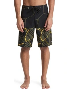 Surfsilk Straight 20 Boardshorts Grape Leaf Natural Block