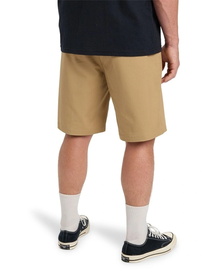 Union Regular 20 Inch Walkshorts In Khaki image 2
