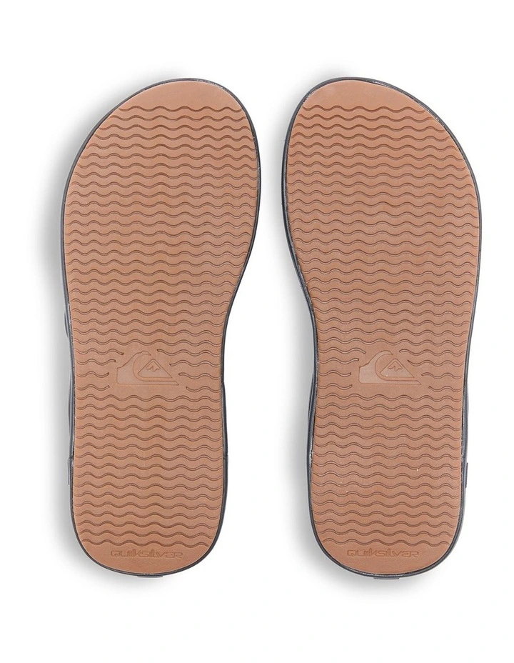 Makua Thongs in Black image 4