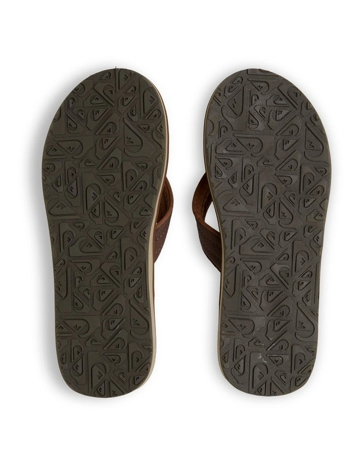 Carver Nubuck Thongs in Brown image 5