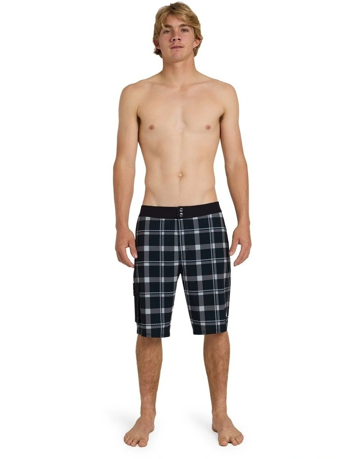 Instinct 21 Boardshorts In Black image 5