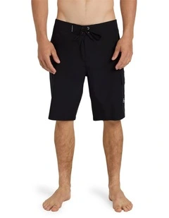 Arch Cargo 20 Boardshorts In Black