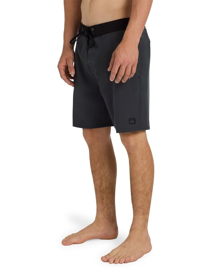 Surfsilk Street Trunk 18 Boardshorts In Black image 3