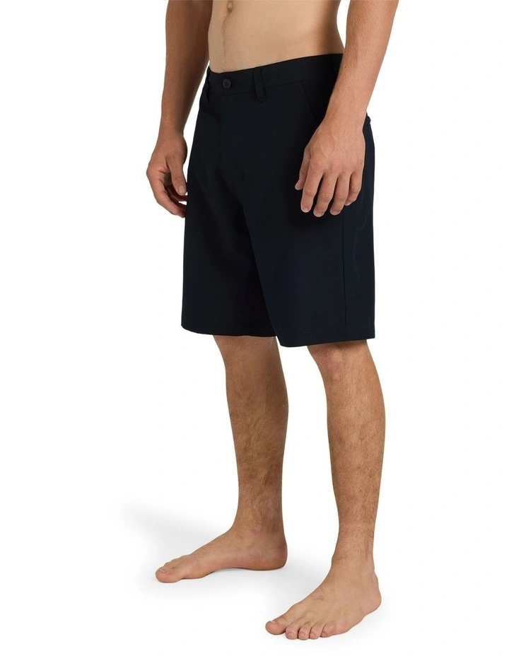Union Amphibian 20 Hybrid Shorts In Black image 3