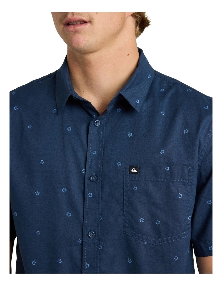 Apero Classic Short Sleeve Shirt Dark Ditsy Hibiscus Wove image 4
