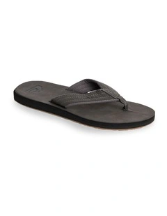Carver Nubuck Thongs in Black