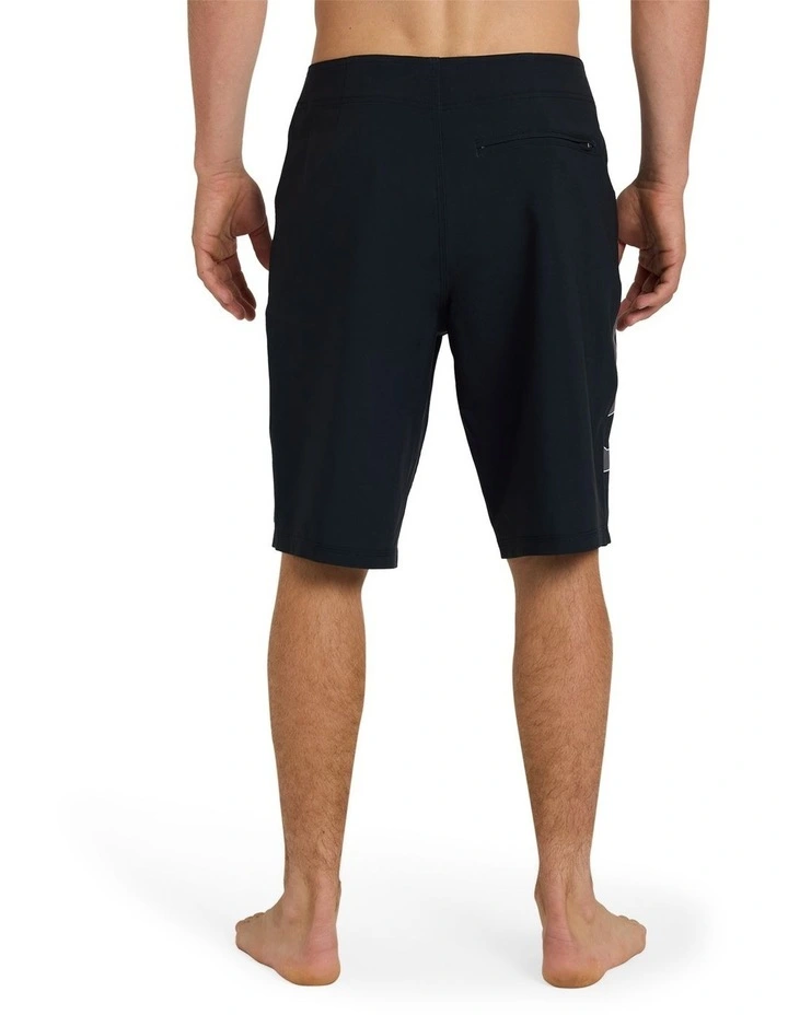 Silicon 21 Inch Boardshorts In Black image 2