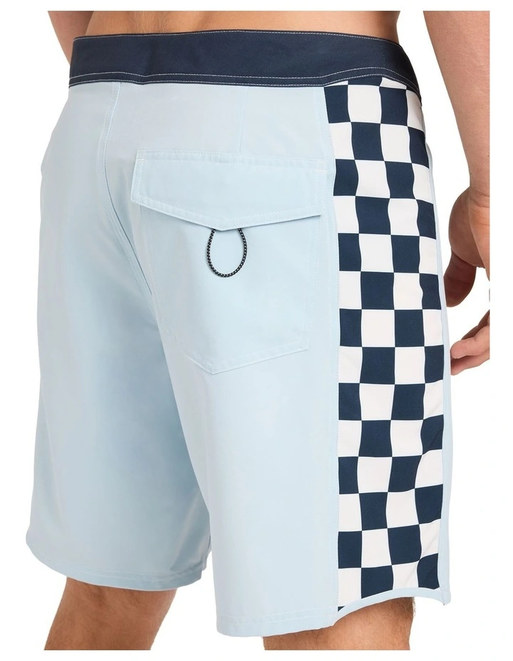 Original Arch 18 Inch Boardshorts in Skyway image 4