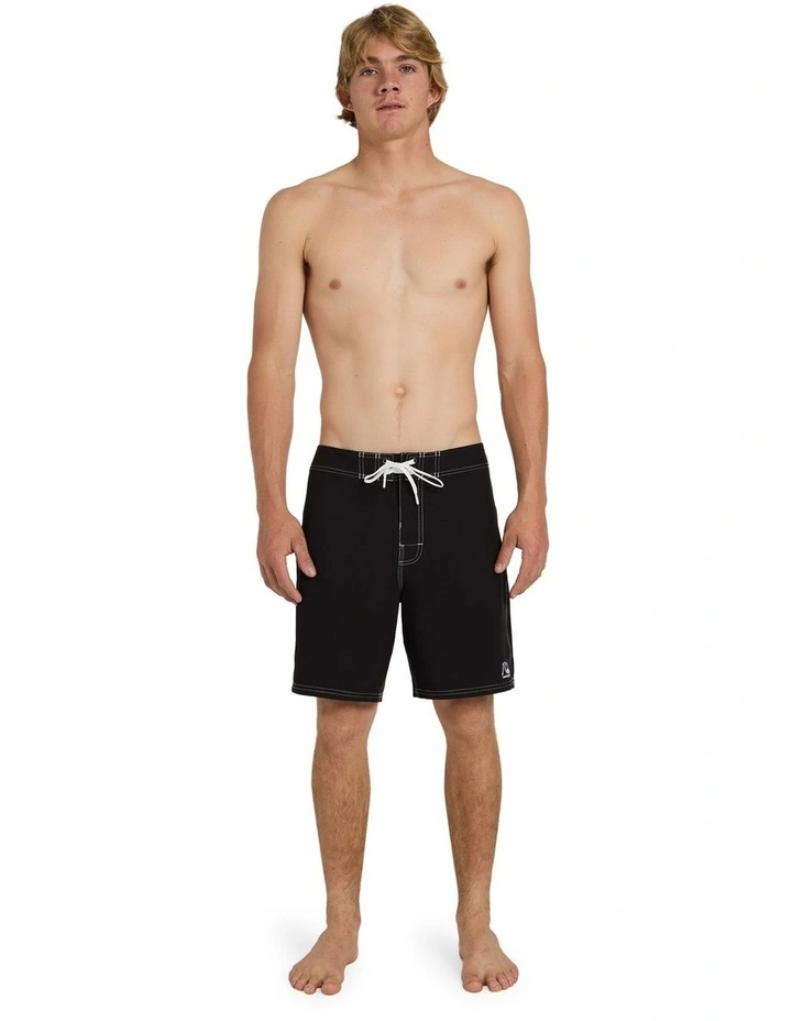 Original Straight 18 Inch Boardshorts In Black image 5