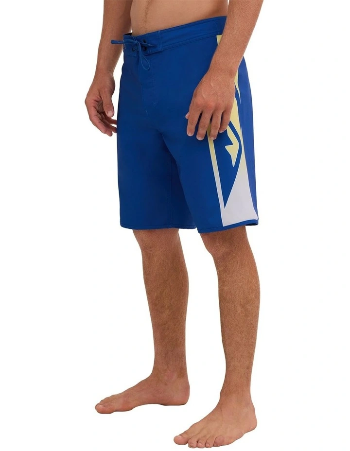 Surfsilk Holmes 20 Inch Boardshorts In Monaco Blue image 3