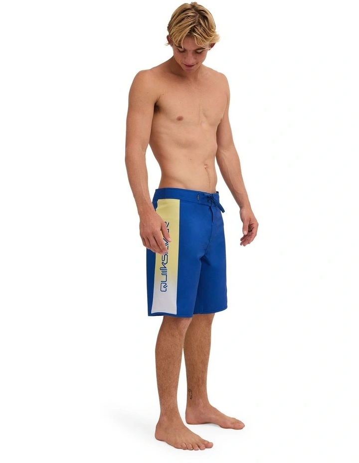 Surfsilk Holmes 20 Inch Boardshorts In Monaco Blue image 5