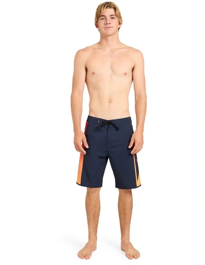 Surfsilk Holmes 20 Inch Boardshorts In Dark Navy image 5