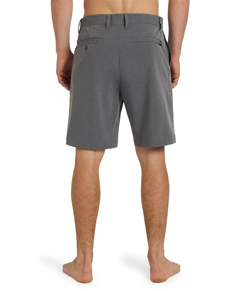 Union Heather Amph 19 Inch Hybrid Shorts In Black Heather image 2
