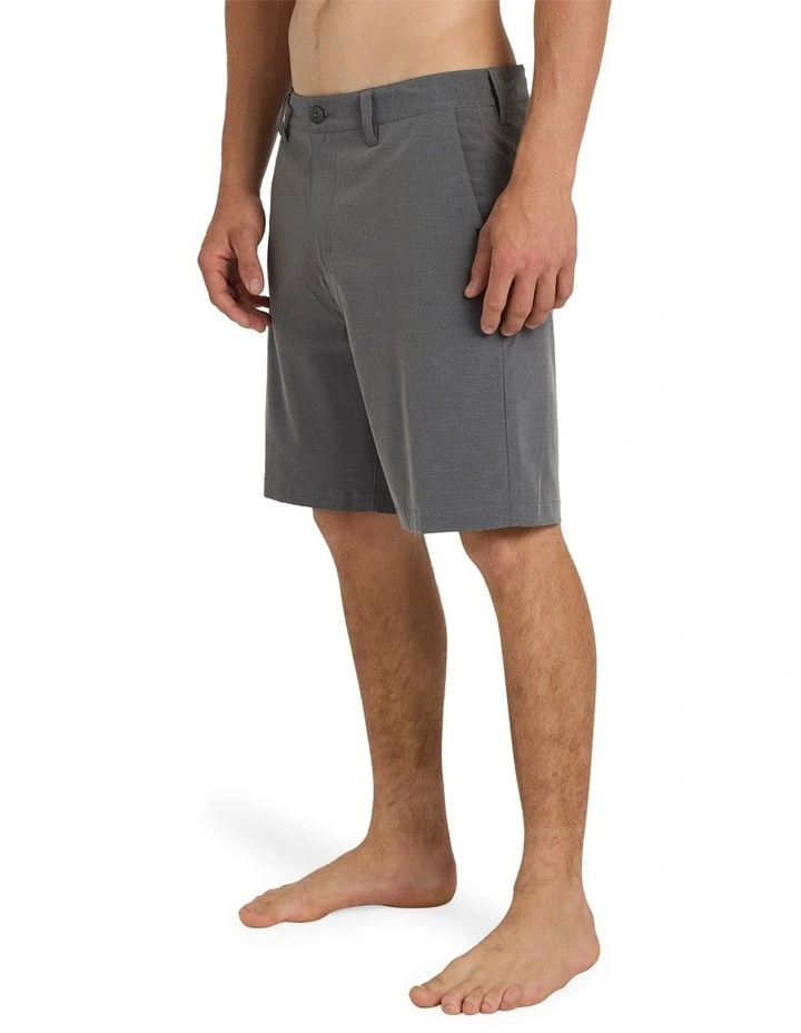 Union Heather Amph 19 Inch Hybrid Shorts In Black Heather image 3