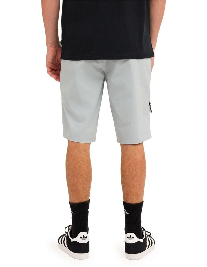 Recoil Tech Amphibian 21 Inch Hybrid Shorts In Quarry image 2