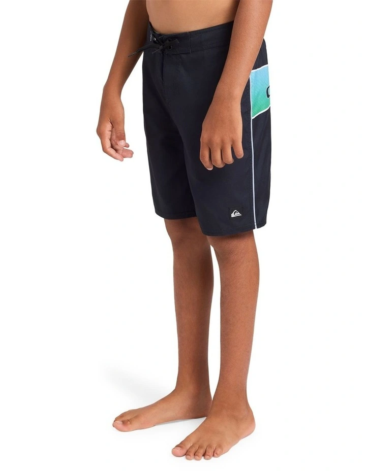 Boys 8-16 Everyday Billboard 17 Inch Boardshorts in Black image 3