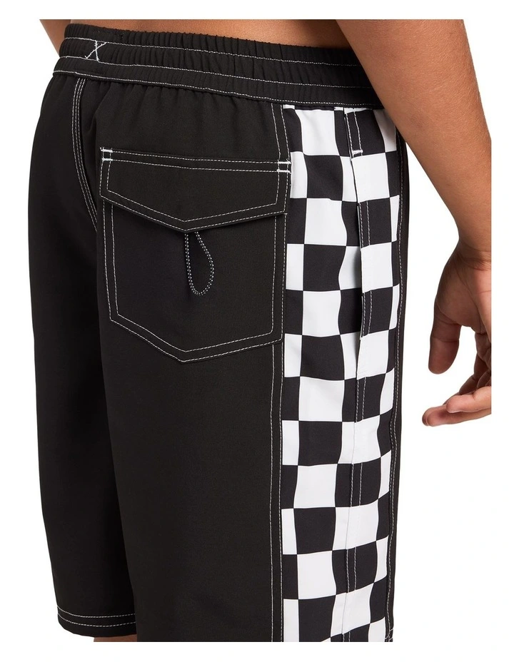 Boys 8-16 Original Arch 17 Inch Volley Shorts in BLACK image 4