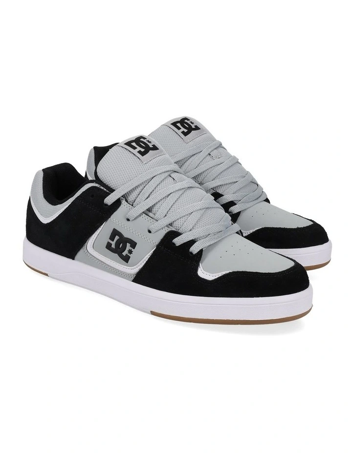 Cure Leather Skate Shoes in Black image 1
