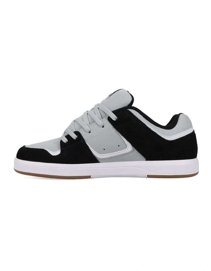 Cure Leather Skate Shoes in Black image 3