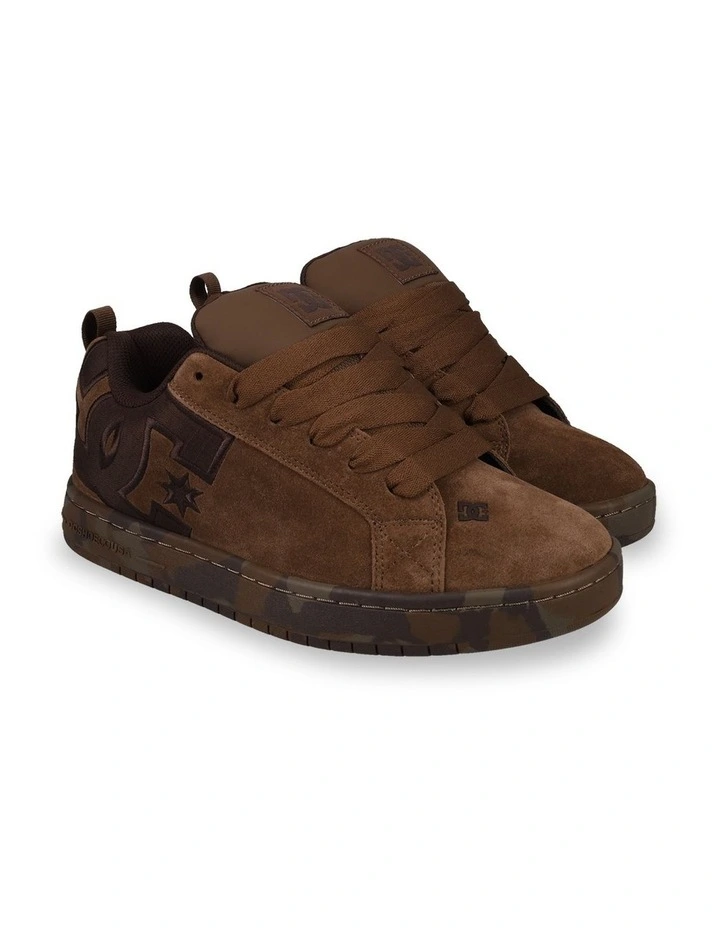 Court Graffik S Skate Shoes in Brown/Brown image 2