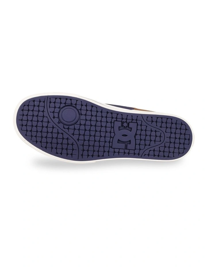 Pure Skate Shoes In Green image 4