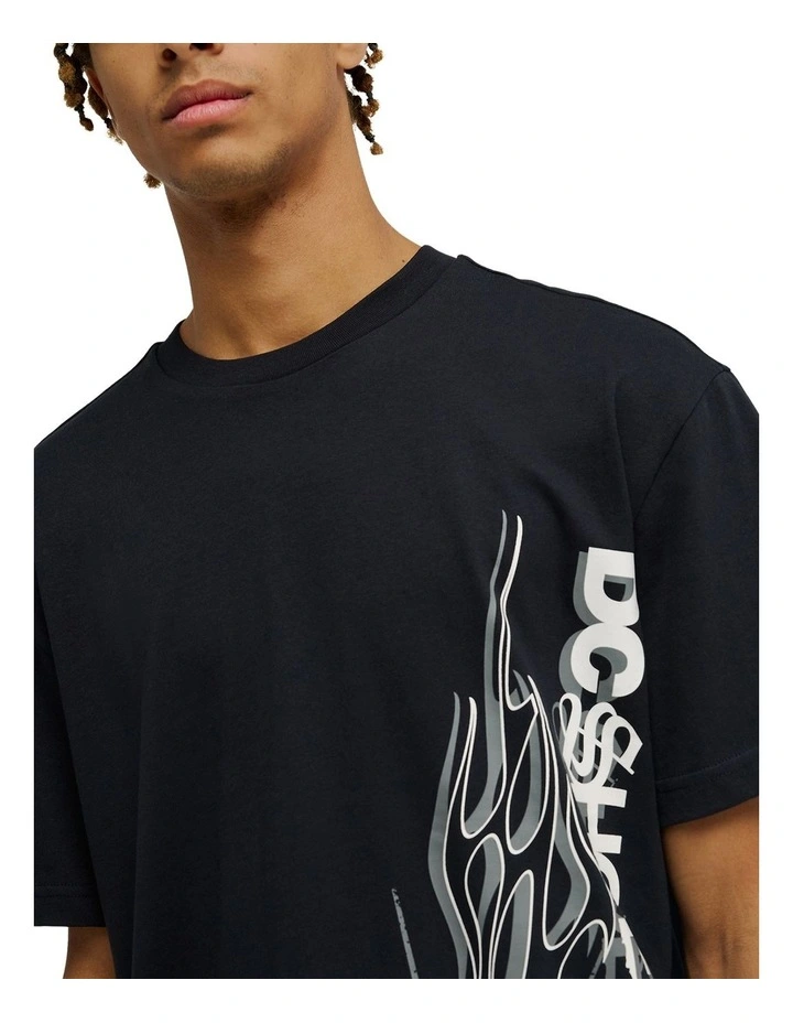 Dc Side Flame T-Shirt In Black image 4