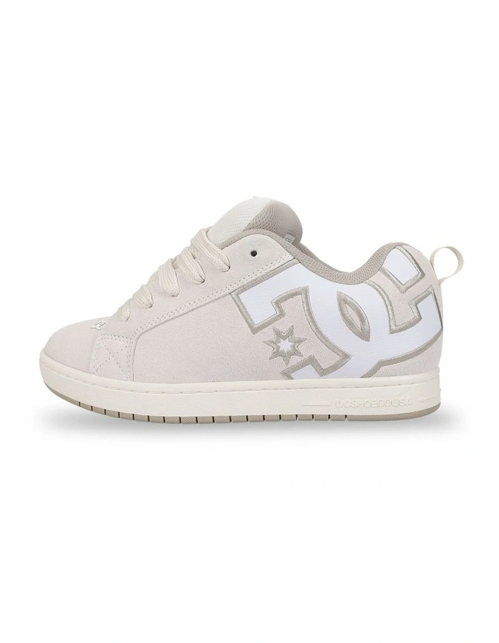Court Graffik S Skate Shoes in Off White/White/Tan image 3