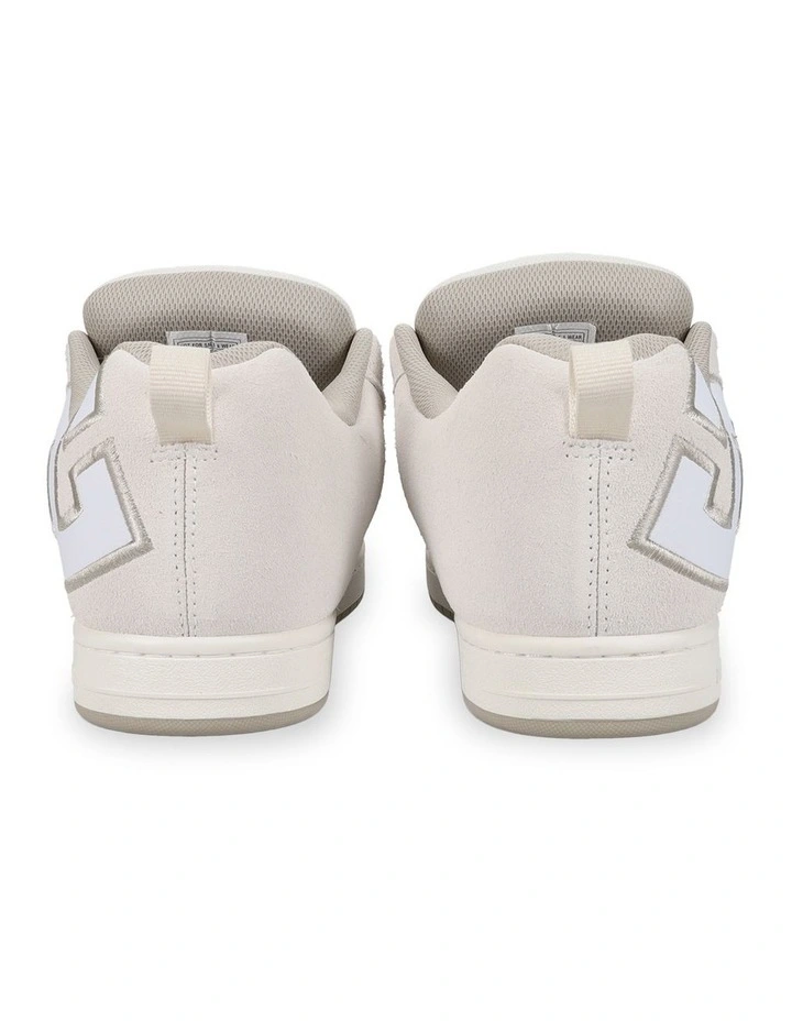 Court Graffik S Skate Shoes in Off White/White/Tan image 6